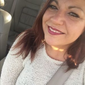 Meet your Posher, Melissa